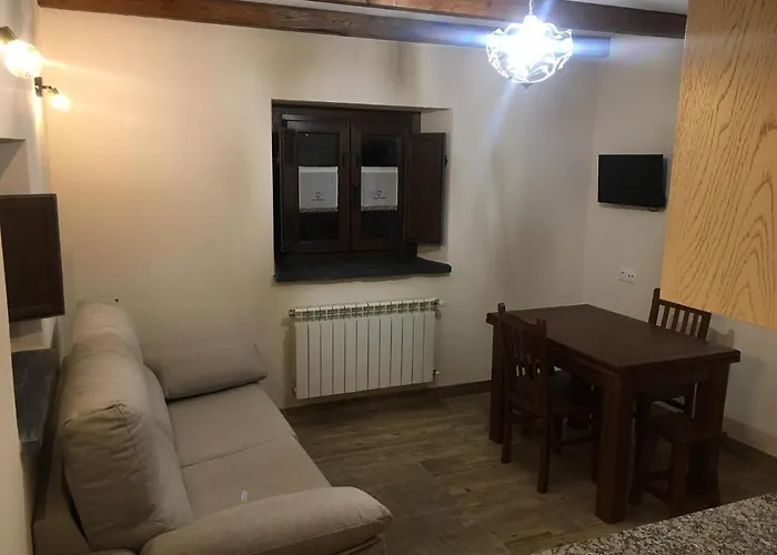 La Casa Vieja de Caneo - APARTAMENTOS RURALES 3 llaves